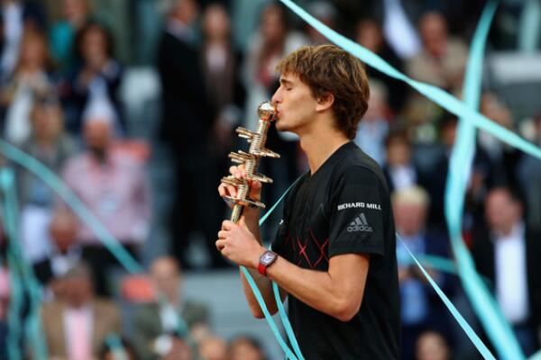 当时由于国 当时由于国