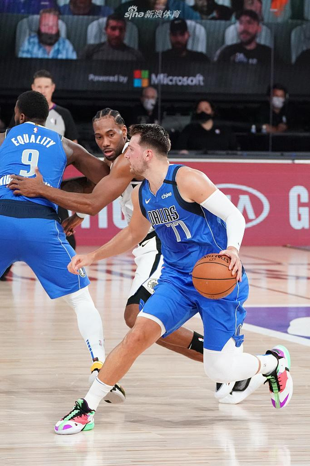 防守稳固的 防守稳固的