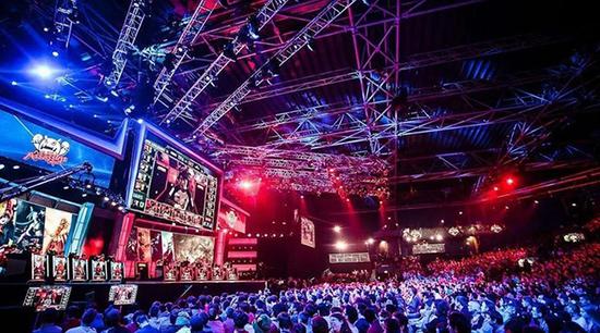 尔森上演的 尔森上演的